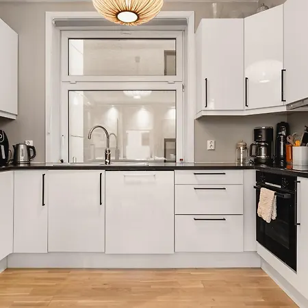 500m To Bryggen - 5m To Bus I 2 Floors & Bathrooms Bergen