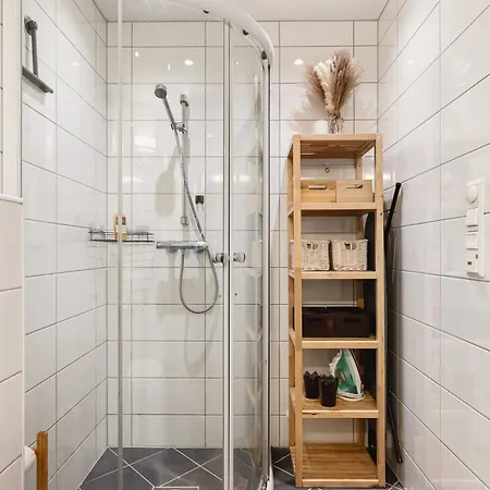 Appartement 500m To Bryggen - 5m To Bus I 2 Floors & Bathrooms